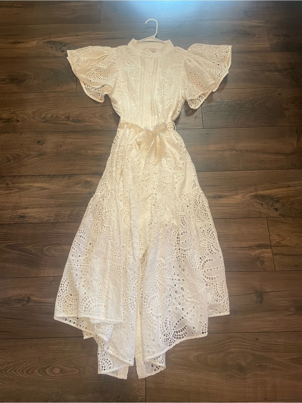Ciebon White Eyelet Maxi Dress with Tie Waist and Flutter Sleeves - Picture 6 of 9